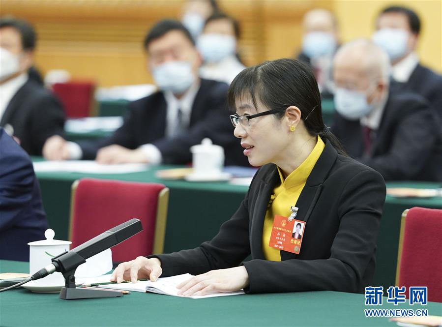 （新華全媒頭條·圖文互動）（3）從人民中汲取磅礴力量——習(xí)近平總書記同出席2020年全國兩會人大代表、政協(xié)委員共商國是紀(jì)實
